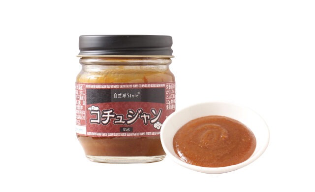 国産原料にこだわる、プライベートブランド“自然派Style”からコチュジャンが新登場。国産きなこで味に深みとコクをプラスオン！